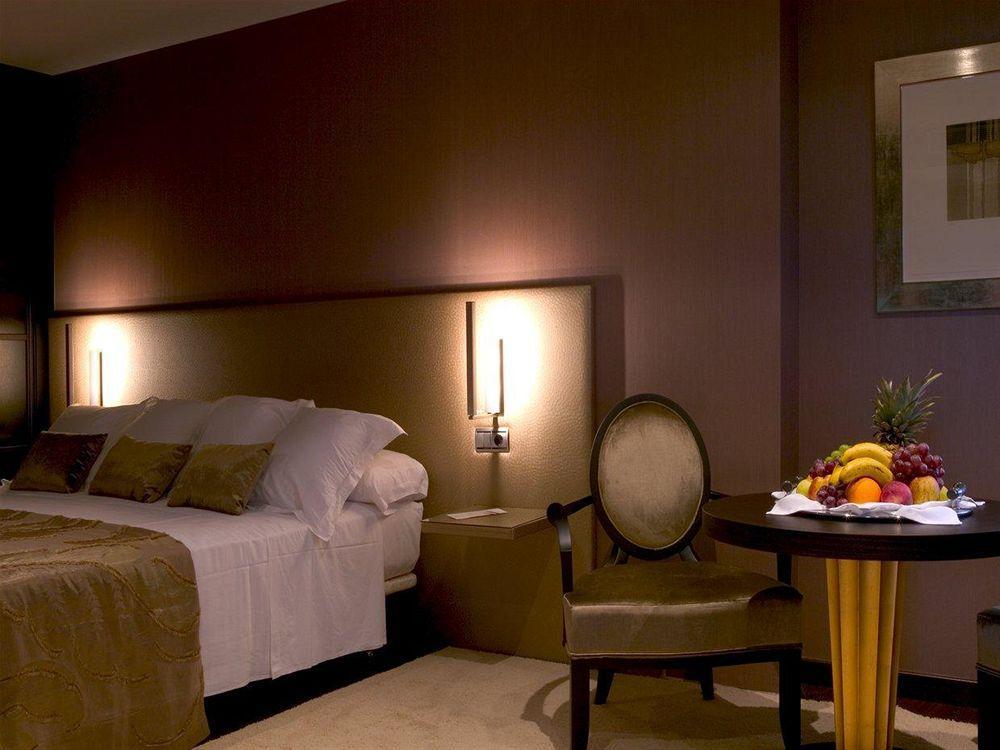 Iberik Santo Domingo Plaza Hotel Ов'єдо Номер фото