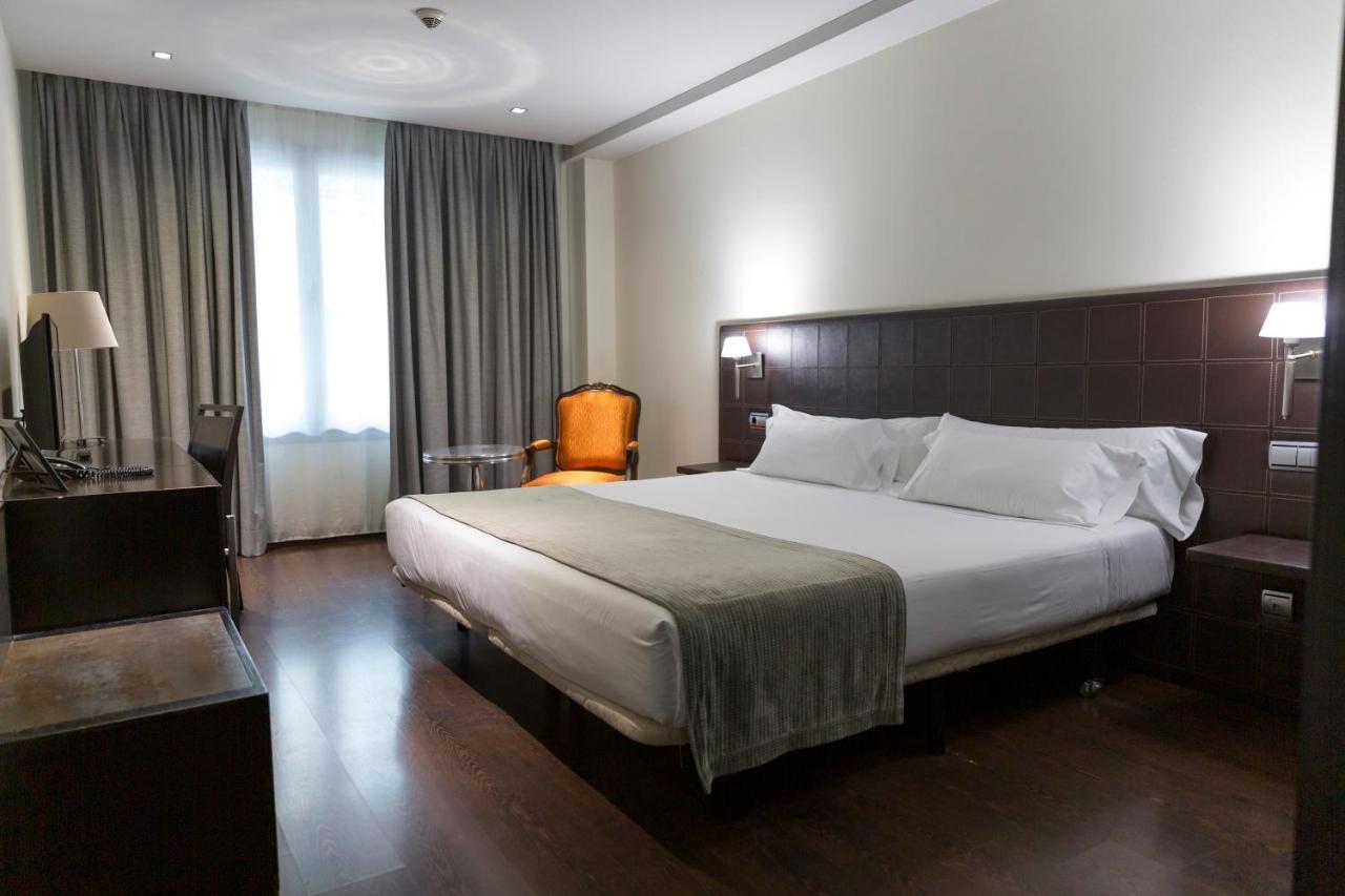 Iberik Santo Domingo Plaza Hotel Ов'єдо Екстер'єр фото
